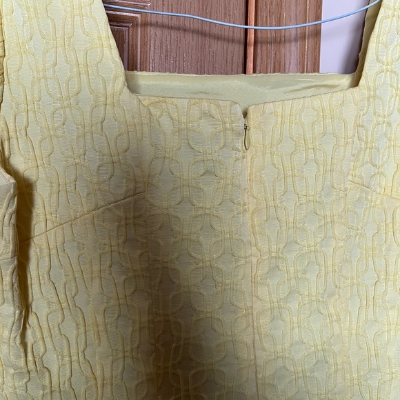 Andrianna Papell size 8 good condition - Picture 3 of 5